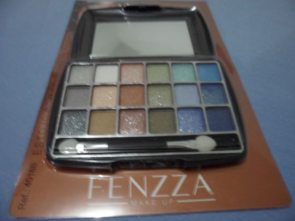 Estojo de sombras com 18 cores - ref.03