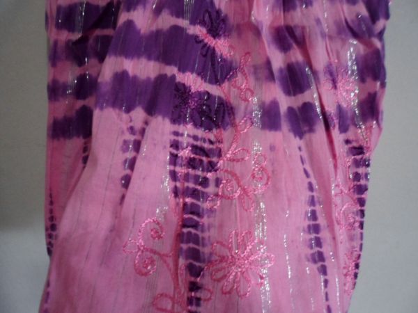 Bata roxa com rosa - detalhe
