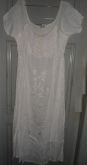 Vestido indiano em crepe branco com manguinha