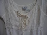 Vestido indiano em crepe branco com manguinha - detalhe